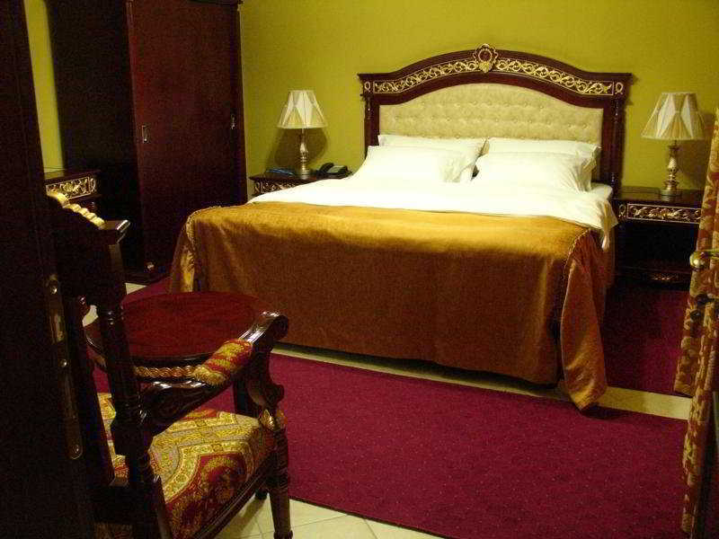 Hotel Dinasty Tirana
